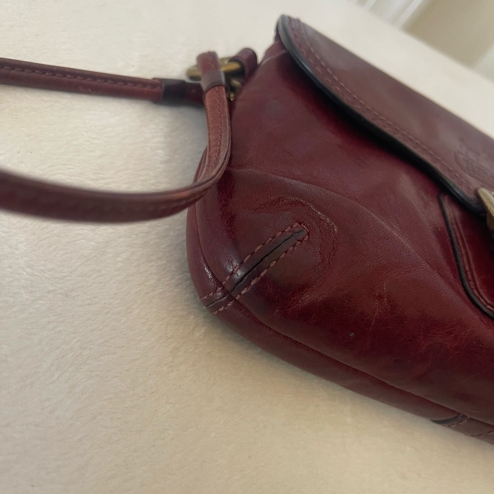 Coach Bleecker buckle flap wristlet Wine Leather - Picture 7 of 10